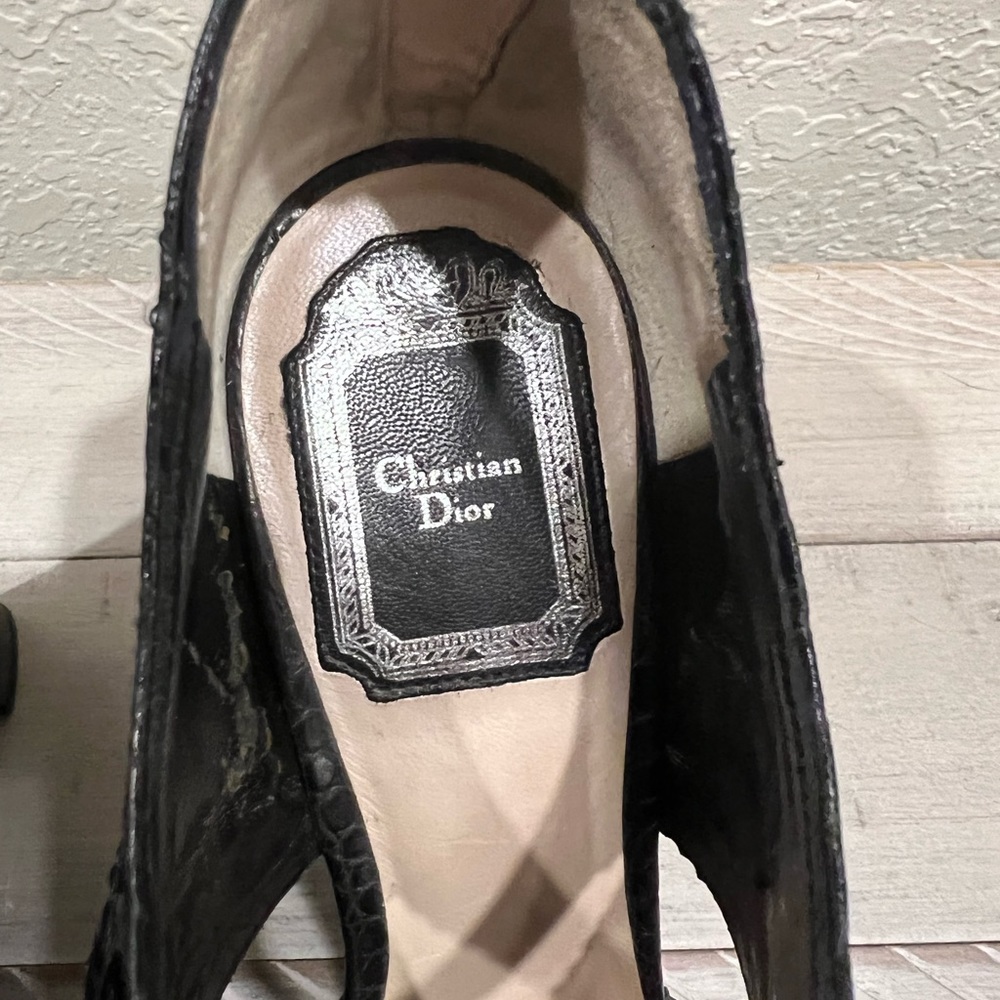 Dior crocodile-embossed leather wedges - Picture 7 of 16